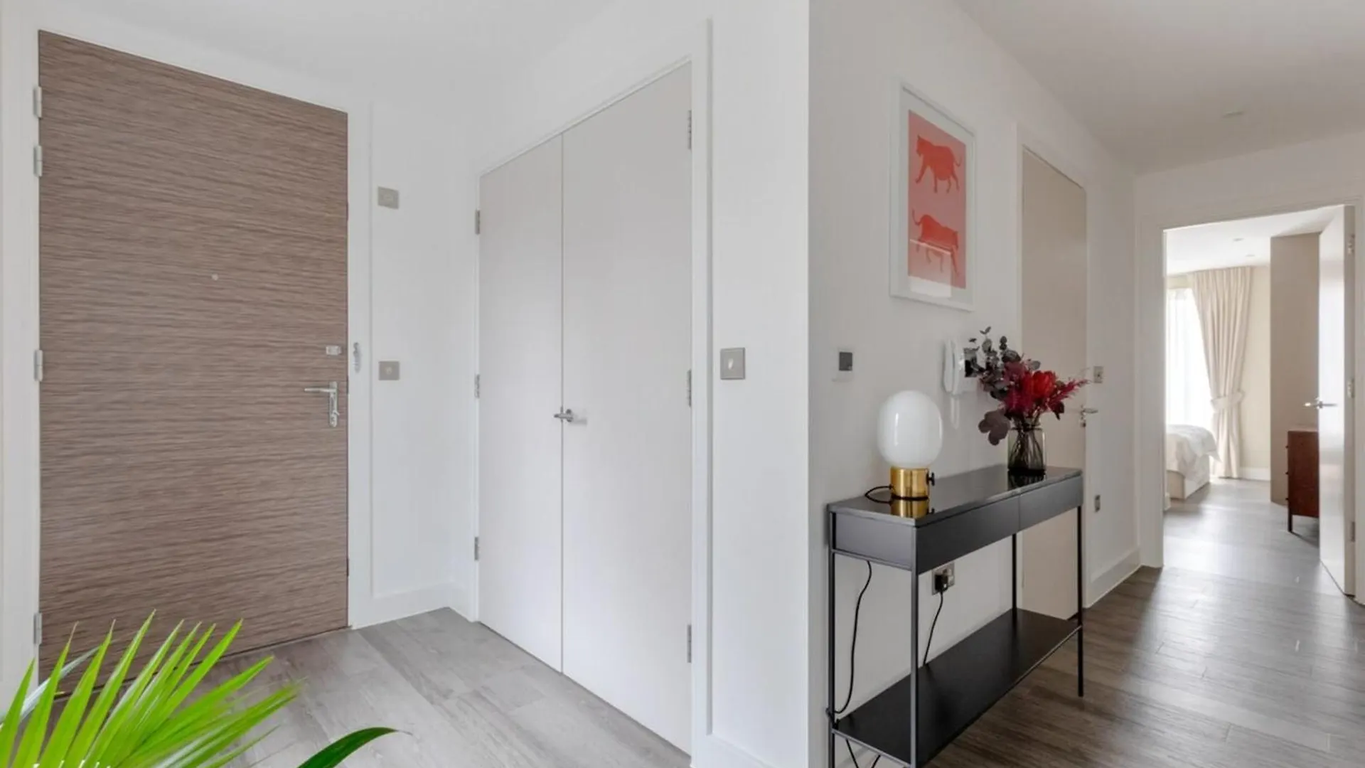 Elegant & Serene 2Bd Flat Wroof Terrace Hoxton! London Apartment